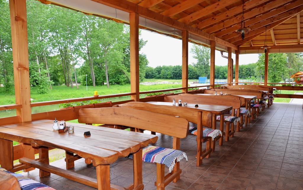 Koliba U Sidla Hotel Левице Екстериор снимка